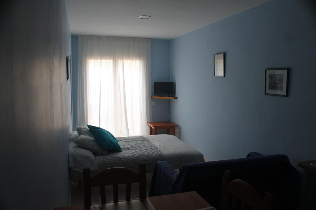 Apartaments Can Claudi Tossa de Mar Chambre photo